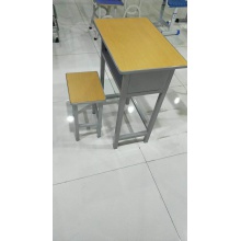 学生桌椅